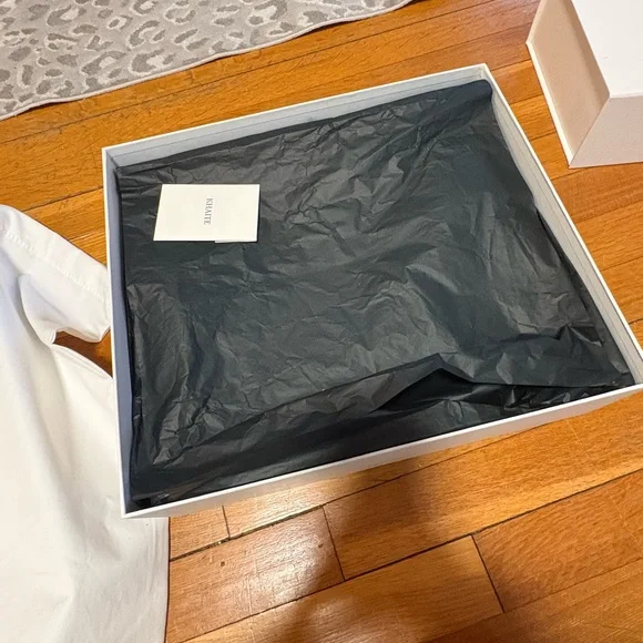 KHAITE Nevada Stretch Low Boot - Picture 6 of 6